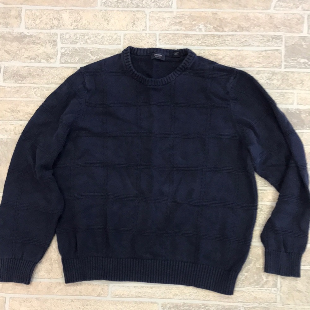 Men’s large navy cotton crew neck sweater